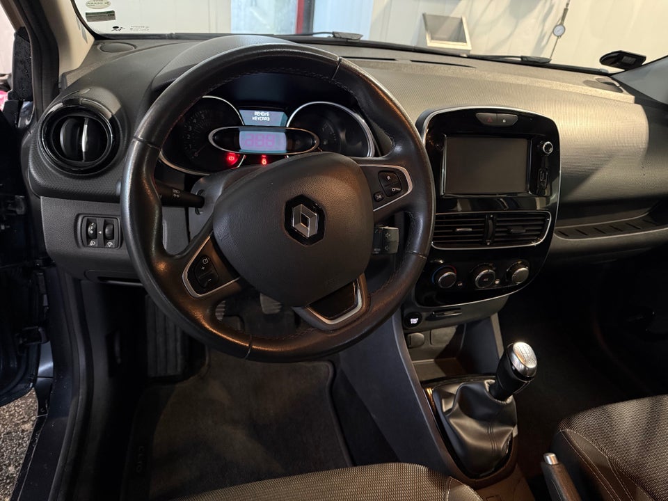 Renault Clio IV 0,9 TCe 90 Limited Sport Tourer 5d