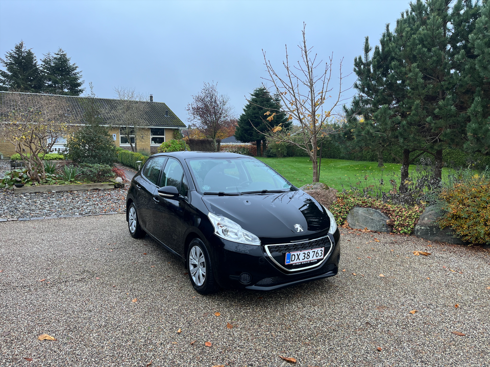 Peugeot 208 1,2 VTi Active 5d