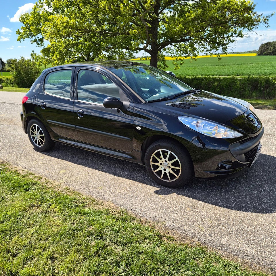Peugeot 206+ 1,4 HDi 70 Comfort+ 5d