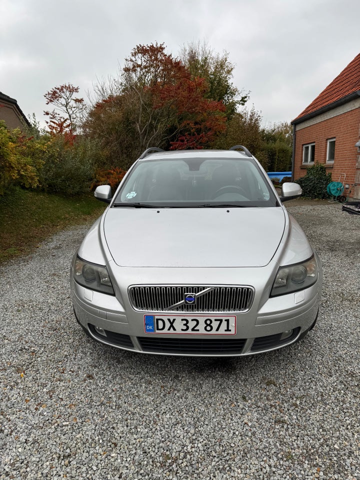 Volvo V50 2,5 T5 Momentum 5d