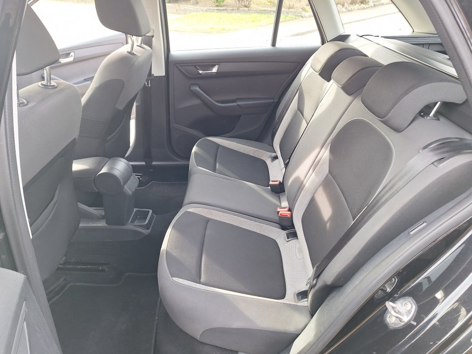 Skoda Fabia 1,0 TSi 110 Ambition Combi DSG 5d