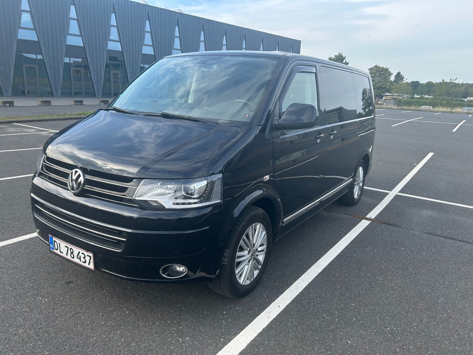 VW Multivan 2,0 TDi 180 Highline DSG kort 5d