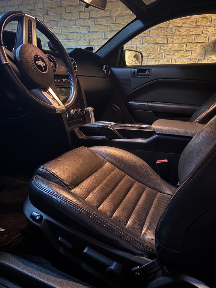 Ford Mustang 4,6 GT Coupé aut. 2d