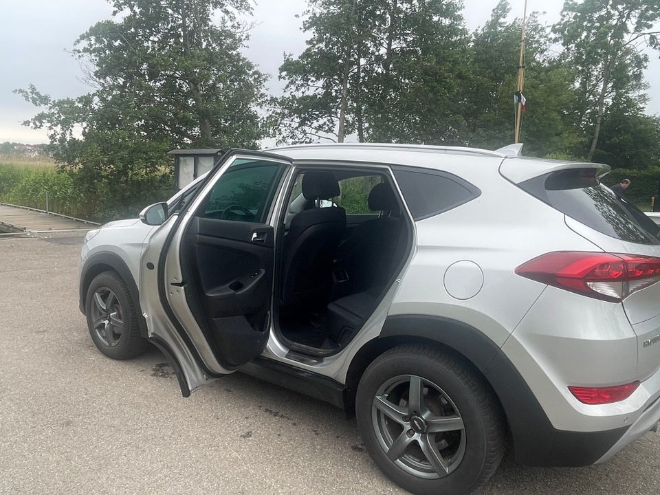 Hyundai Tucson 2,0 CRDi 136 Premium 5d