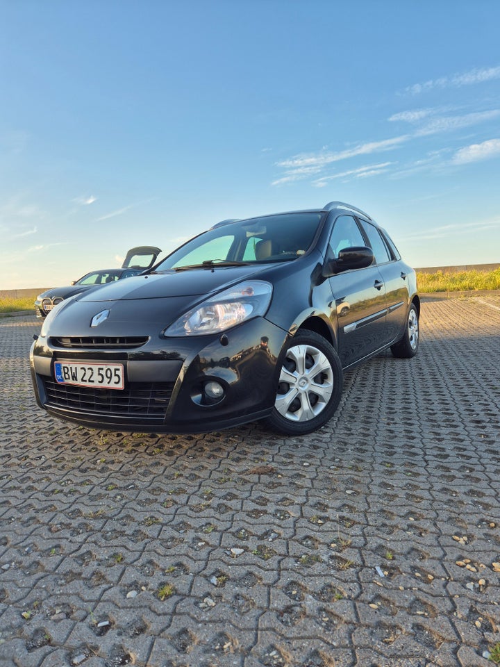 Renault Clio III 1,2 16V TCe Expression Sport Tourer 5d