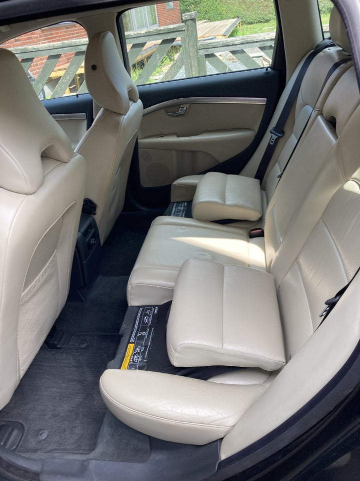 Volvo V70 2,5 T aut. 5d