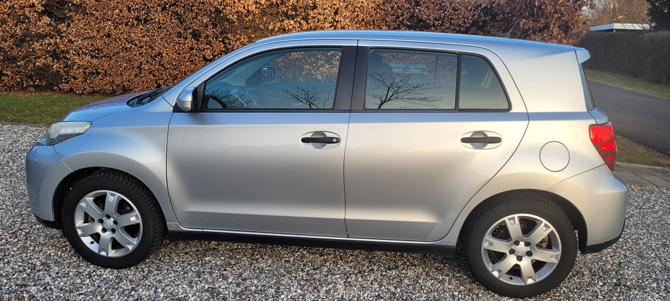 Toyota Urban Cruiser 1,3 VVT-i T1 5d