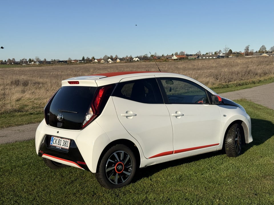 Toyota Aygo 1,0 VVT-i x-style 5d