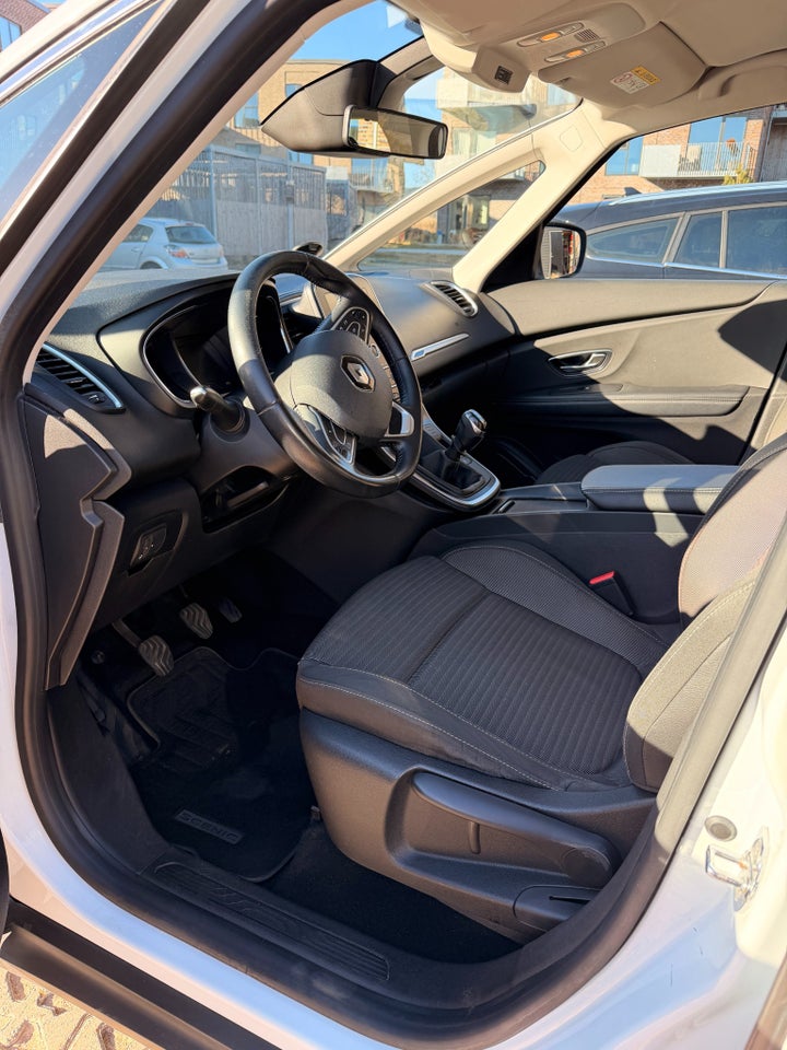 Renault Grand Scenic IV 1,2 TCe 130 Zen 7prs 5d