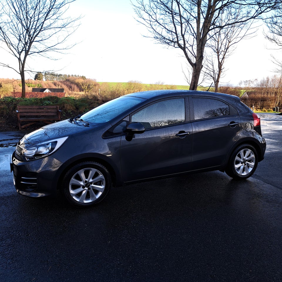 Kia Rio 1,1 CRDi 75 Limited 5d