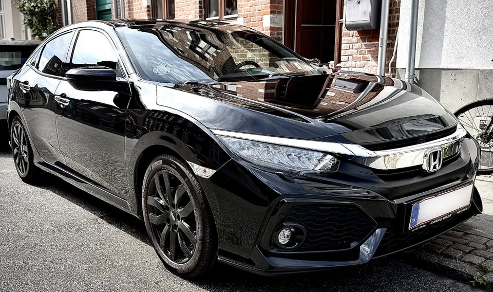 Honda Civic 1,5 VTEC Turbo Prestige CVT 5d