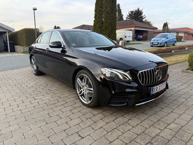 Mercedes E220 d 2,0 AMG Line aut. 4d