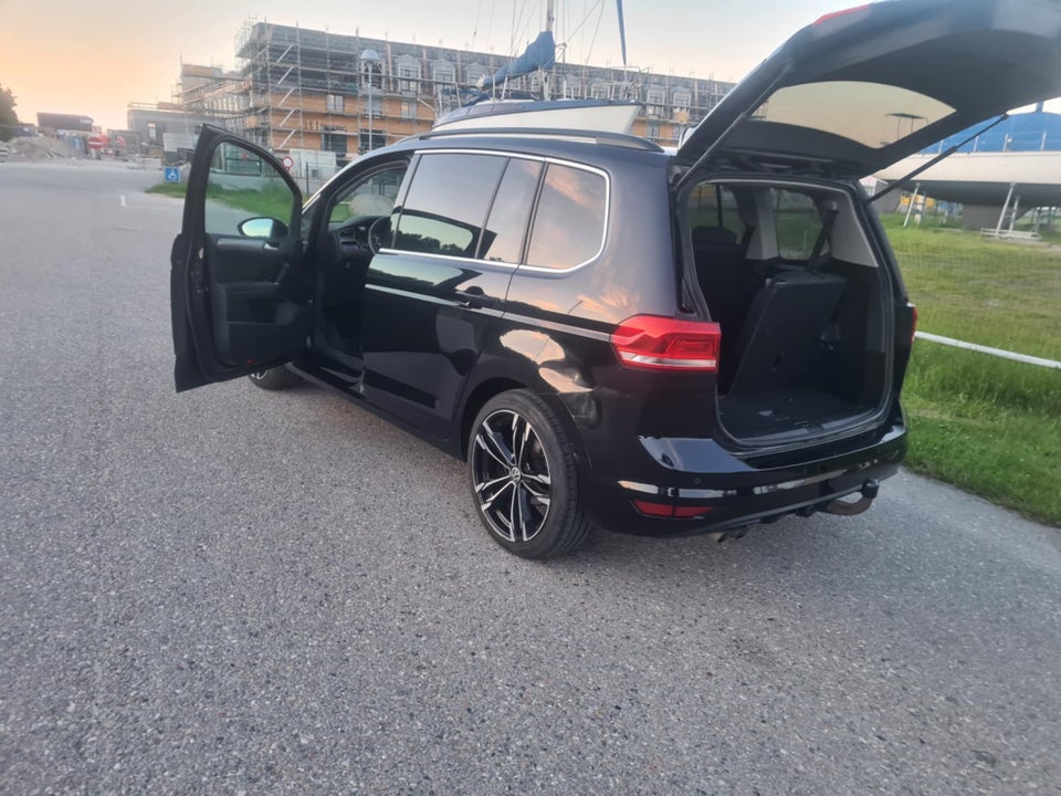 VW Touran 2,0 TDi 150 Comfortline DSG 7prs 5d