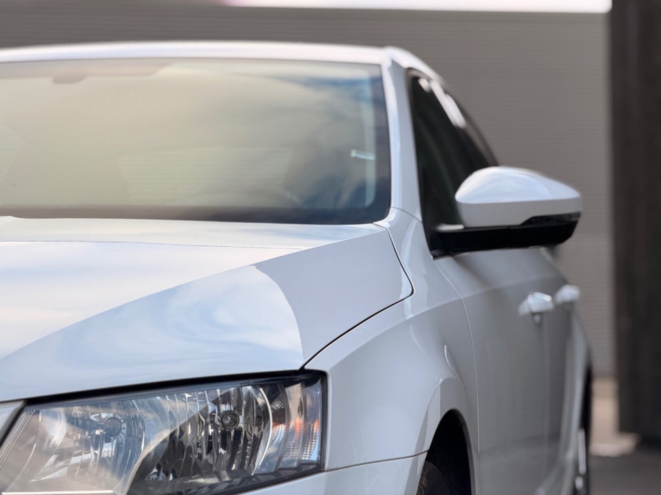 Skoda Octavia 1,2 TSi 105 Elegance 5d