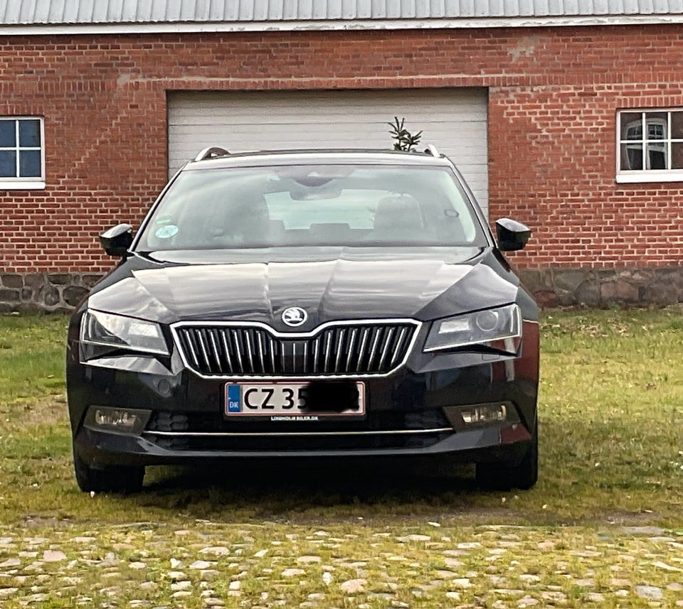 Skoda Superb 2,0 TDi 150 Business Edition Combi DSG 5d