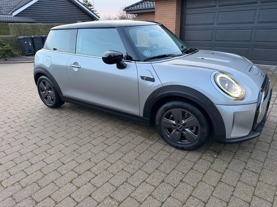 MINI Cooper SE Maximise 3d