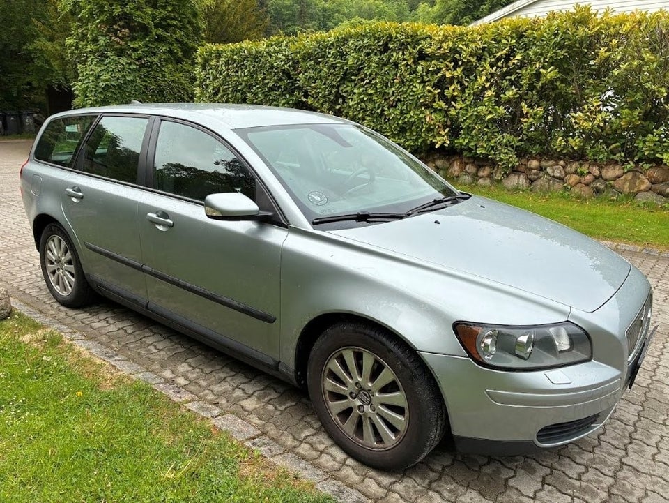 Volvo V50 1,8 Kinetic 5d