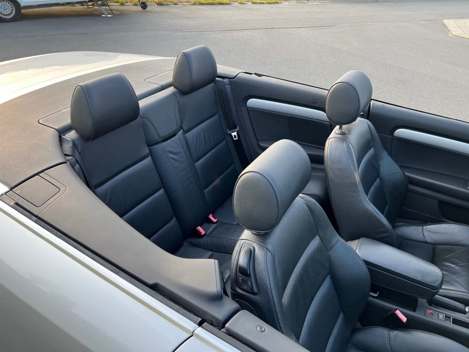 Audi A4 3,0 V6 Cabriolet Multitr. 2d
