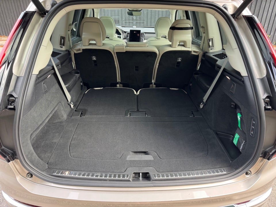 Volvo XC90 2,0 T8 ReCharge Ultra Bright aut. AWD 7prs 5d