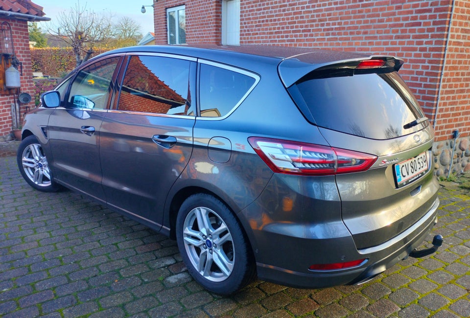 Ford S-MAX 2,0 TDCi 180 Titanium aut. 5d