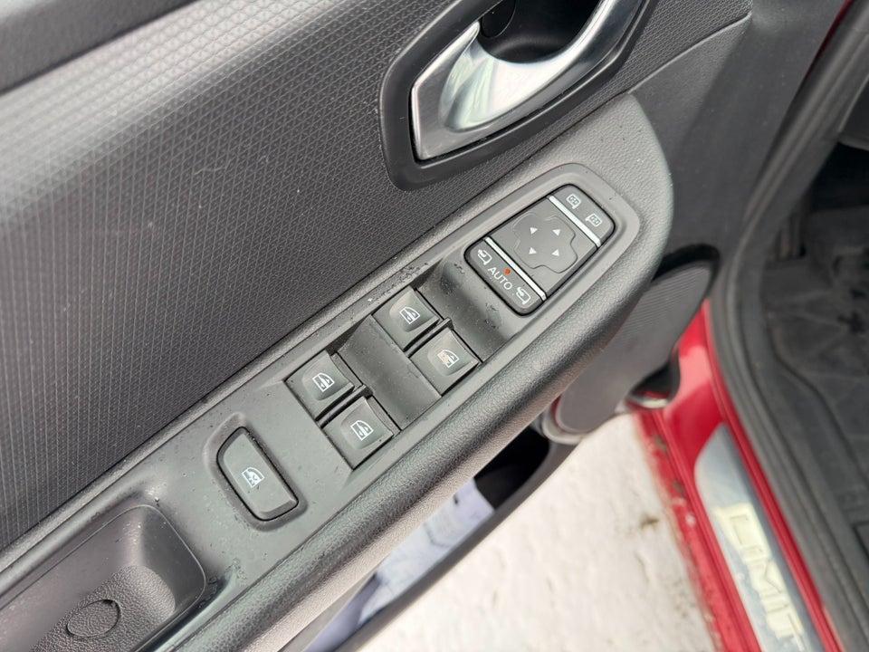 Renault Clio IV 0,9 TCe 90 Limited 5d