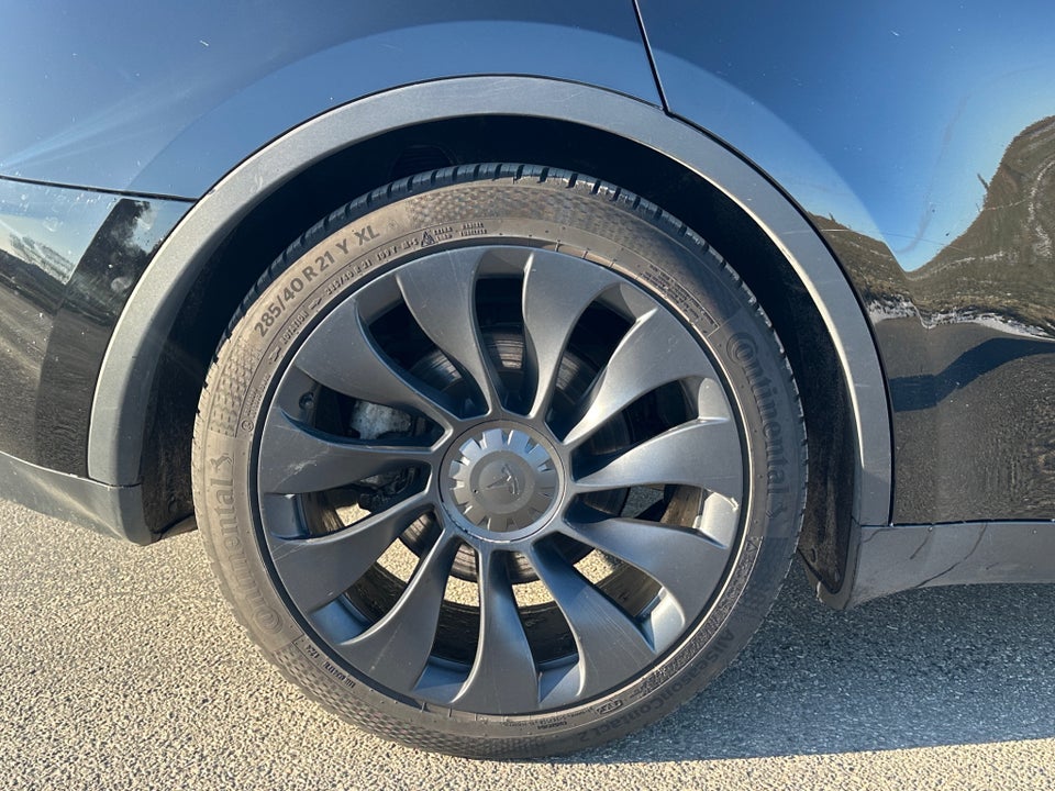 Tesla Model Y RWD 5d