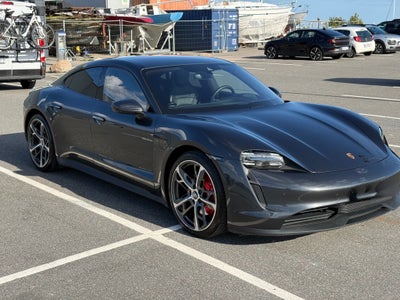 Porsche Taycan 4S  Performance+ 75 Years 4d
