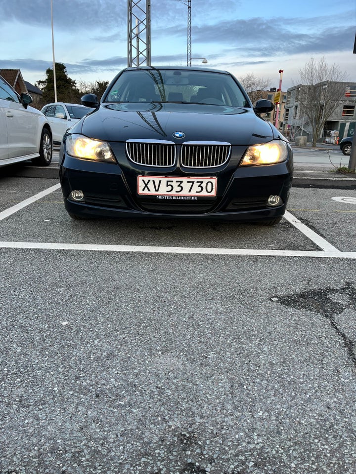 BMW 318i 2,0  4d