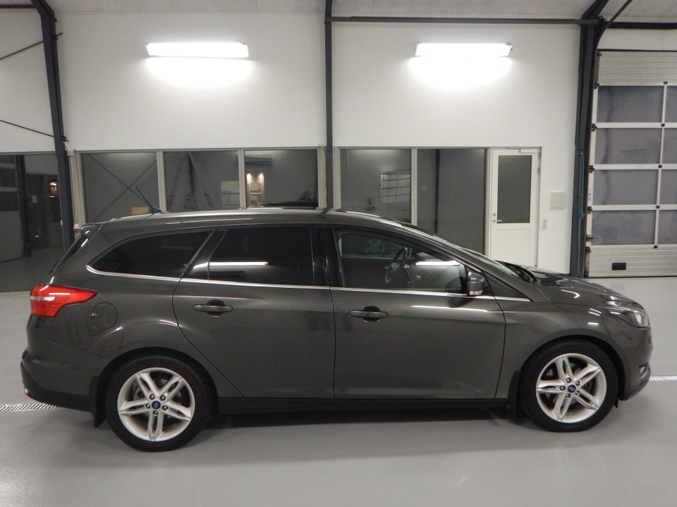Ford Focus 1,5 SCTi 150 Titanium stc. 5d