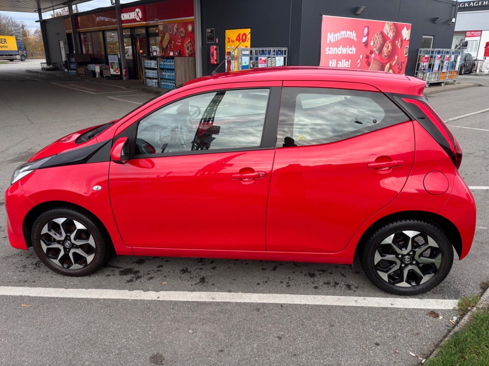 Toyota Aygo 1,0 VVT-i x-pression 5d