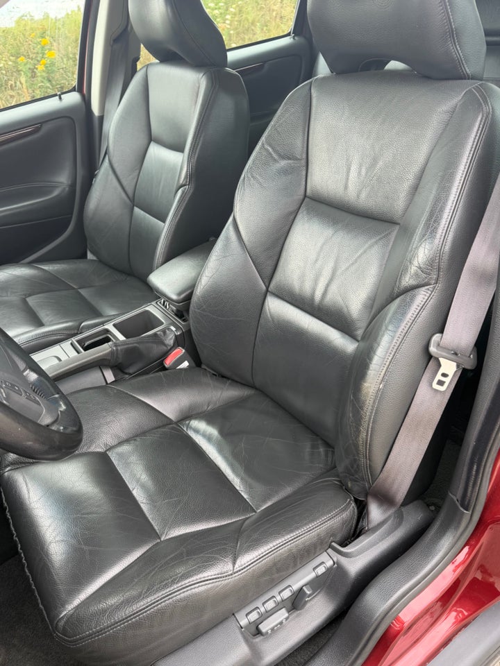 Volvo V70 2,3 T5 aut. 5d