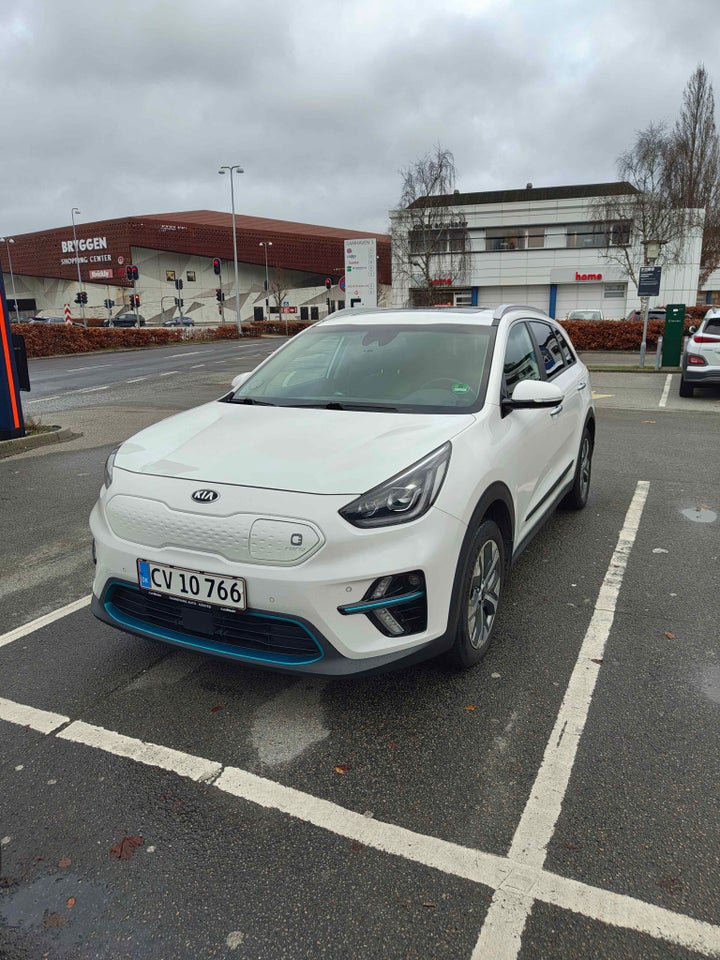 Kia e-Niro 64 Premium 5d