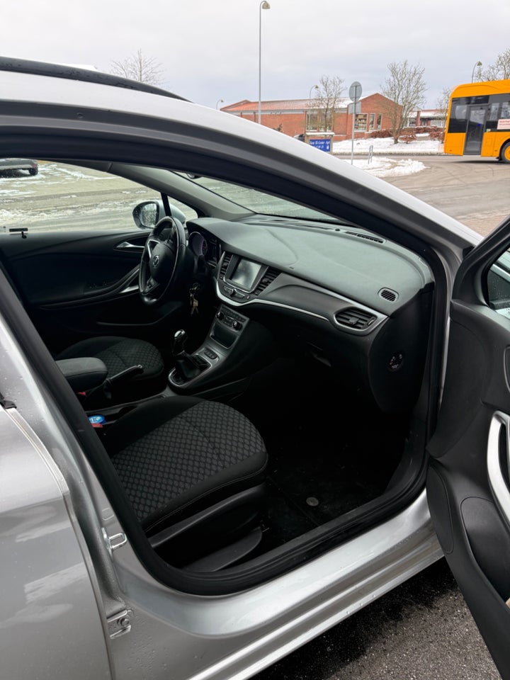 Opel Astra 1,4 T 150 Enjoy Sports Tourer 5d