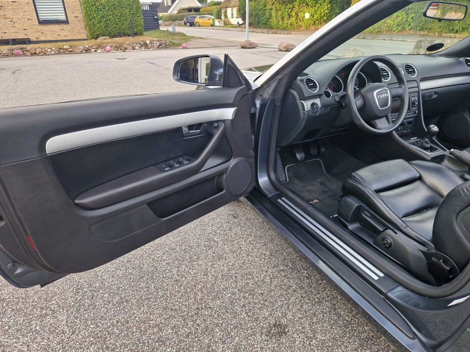 Audi A4 1,8 T 163 Cabriolet 2d