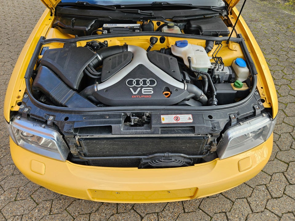Audi S4 2,7 Avant quattro 5d