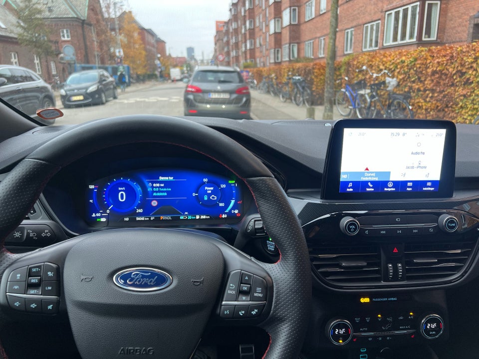 Ford Kuga 2,5 PHEV ST-Line X CVT 5d