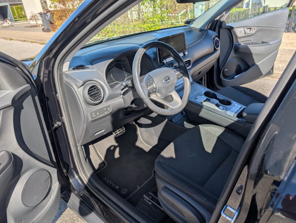 Hyundai Kona 64 EV Trend 5d