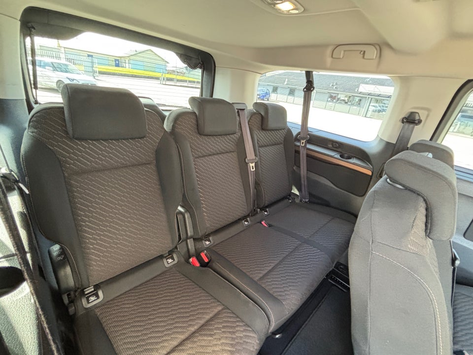 Toyota ProAce Verso 2,0 D 150 Long Family 4d