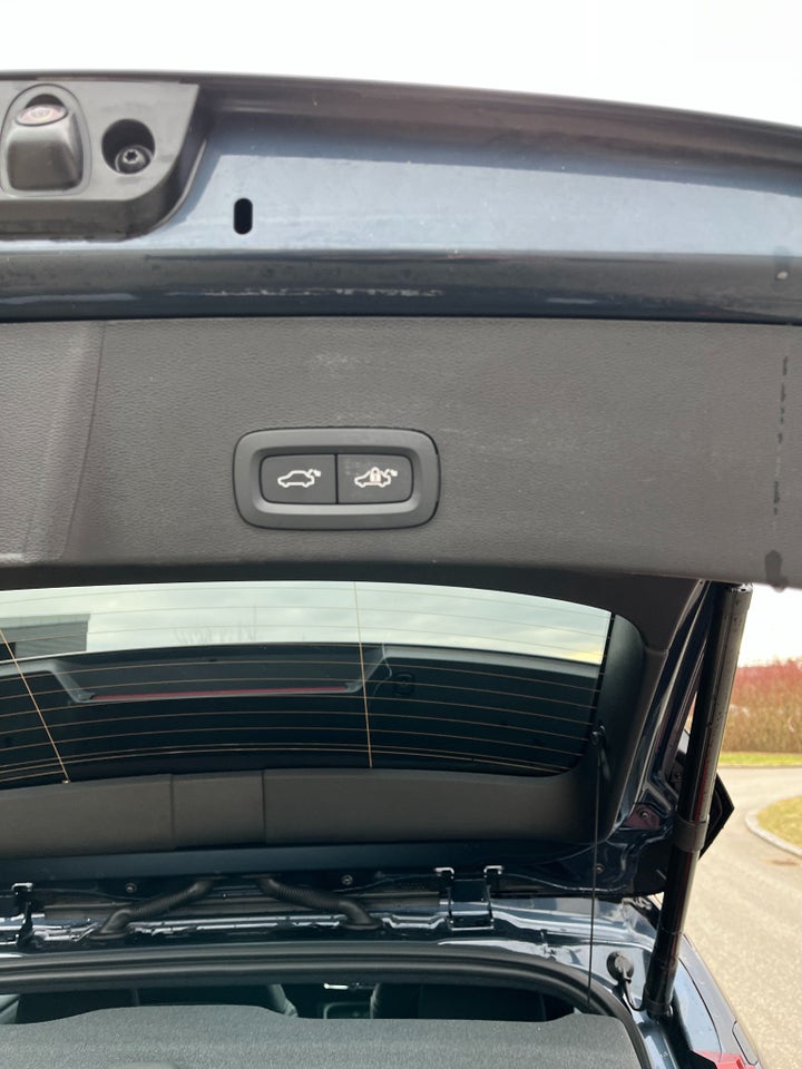 Volvo EX40 Extended Range Ultra 5d