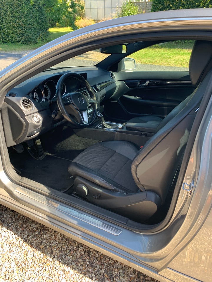 Mercedes C220 2,2 CDi Coupé BE 2d