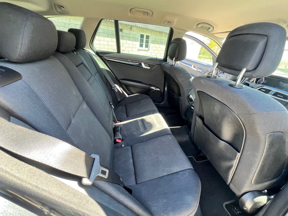 Mercedes C200 2,2 CDi stc. BE 5d
