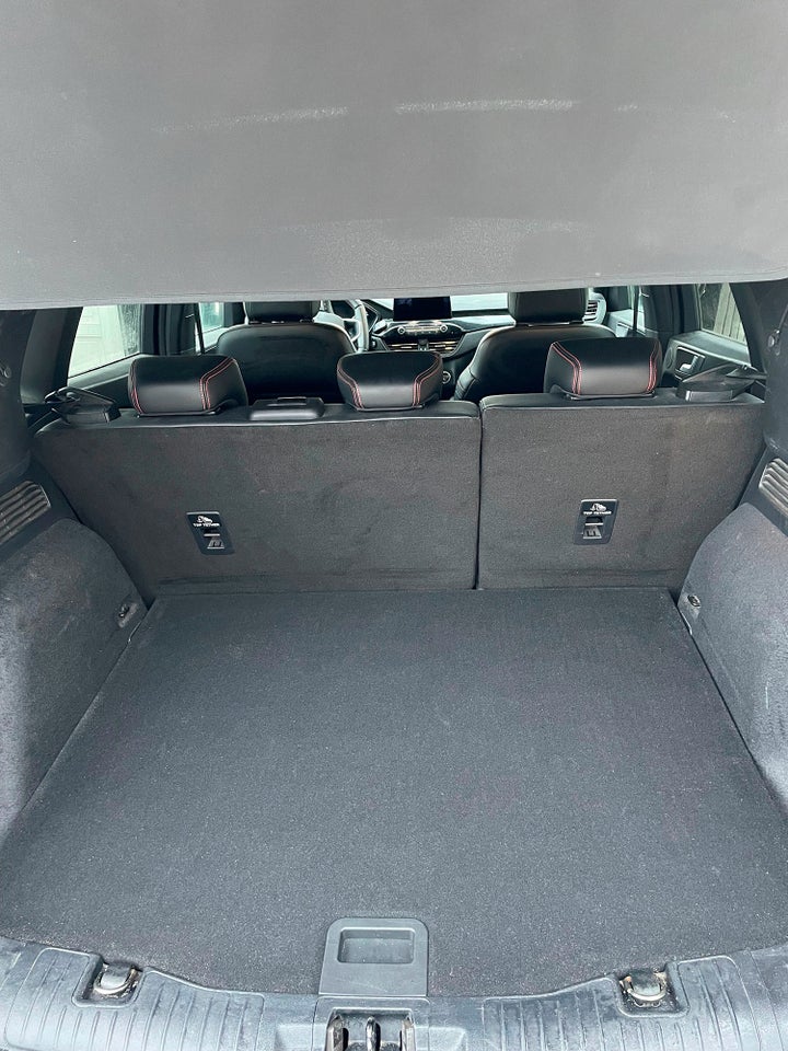 Ford Kuga 2,5 PHEV ST-Line X CVT 5d