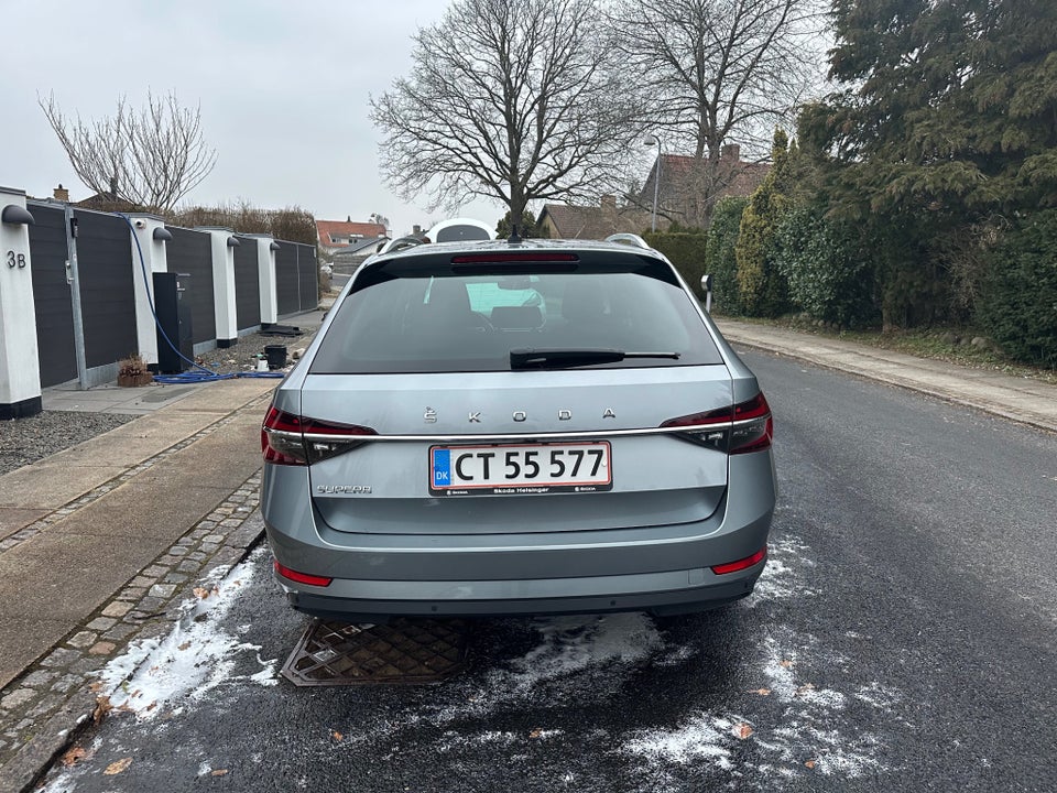 Skoda Superb 2,0 TSi 190 Business Executive Combi DSG 5d