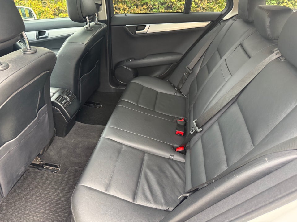 Mercedes C220 2,2 CDi Avantgarde stc. aut. 5d