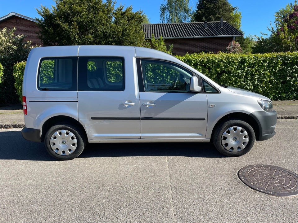 VW Caddy 1,2 TSi 85 Trendline 5d