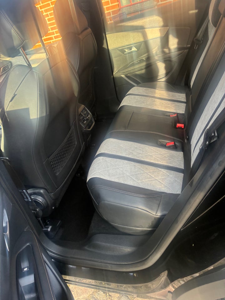 Peugeot 3008 1,6 Hybrid4 GT Premium EAT8 5d