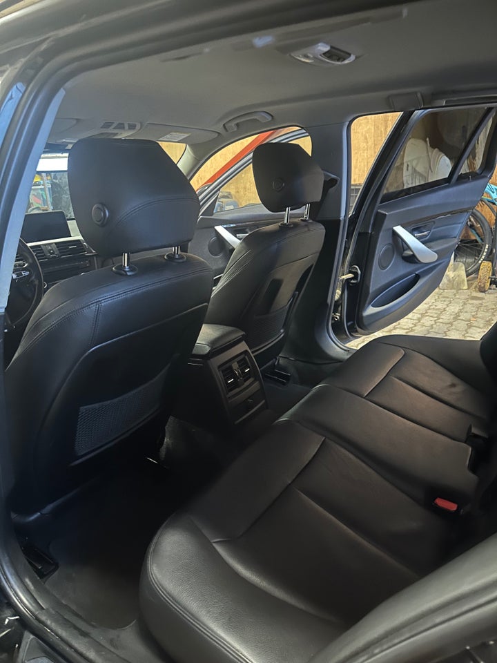 BMW 318d 2,0 Touring 5d