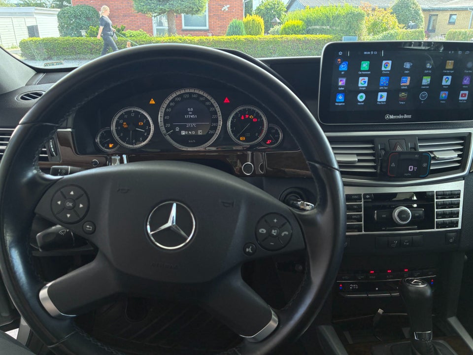 Mercedes E200 1,8 CGi aut. BE 4d