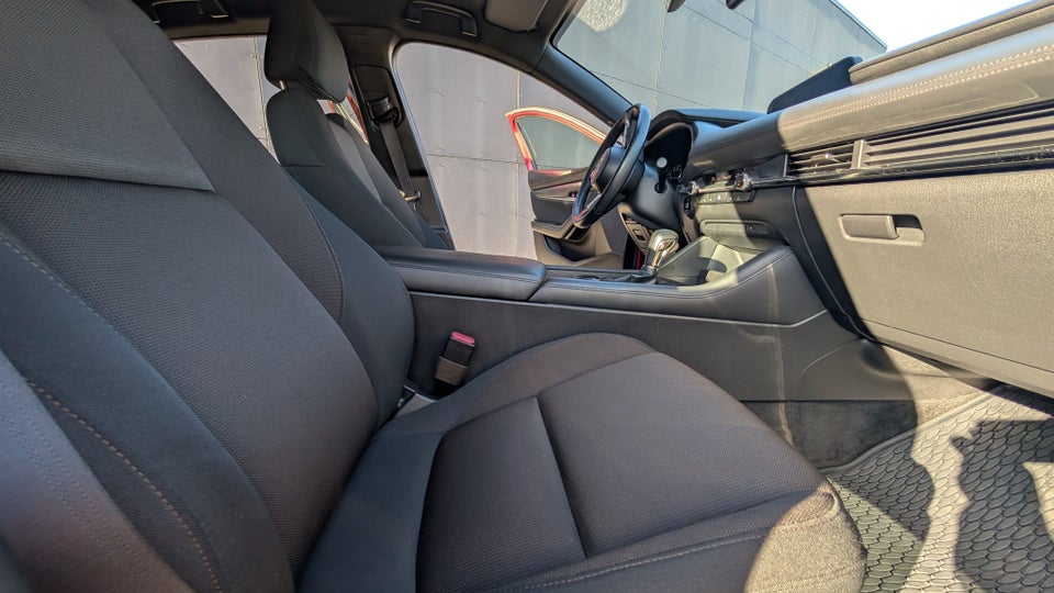 Mazda 3 2,0 SkyActiv-G 122 Sky Tech aut. 5d