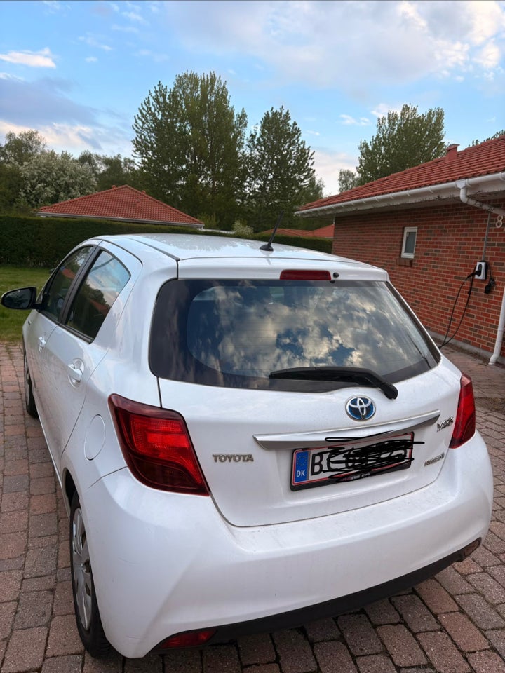 Toyota Yaris 1,5 Hybrid H2 Komfort e-CVT 5d